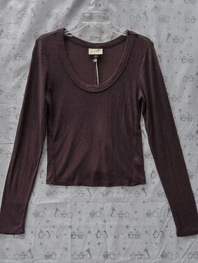Universal Thread Brown Ribbed Long Sleeve Deep Scoop Neck Top. Size XL